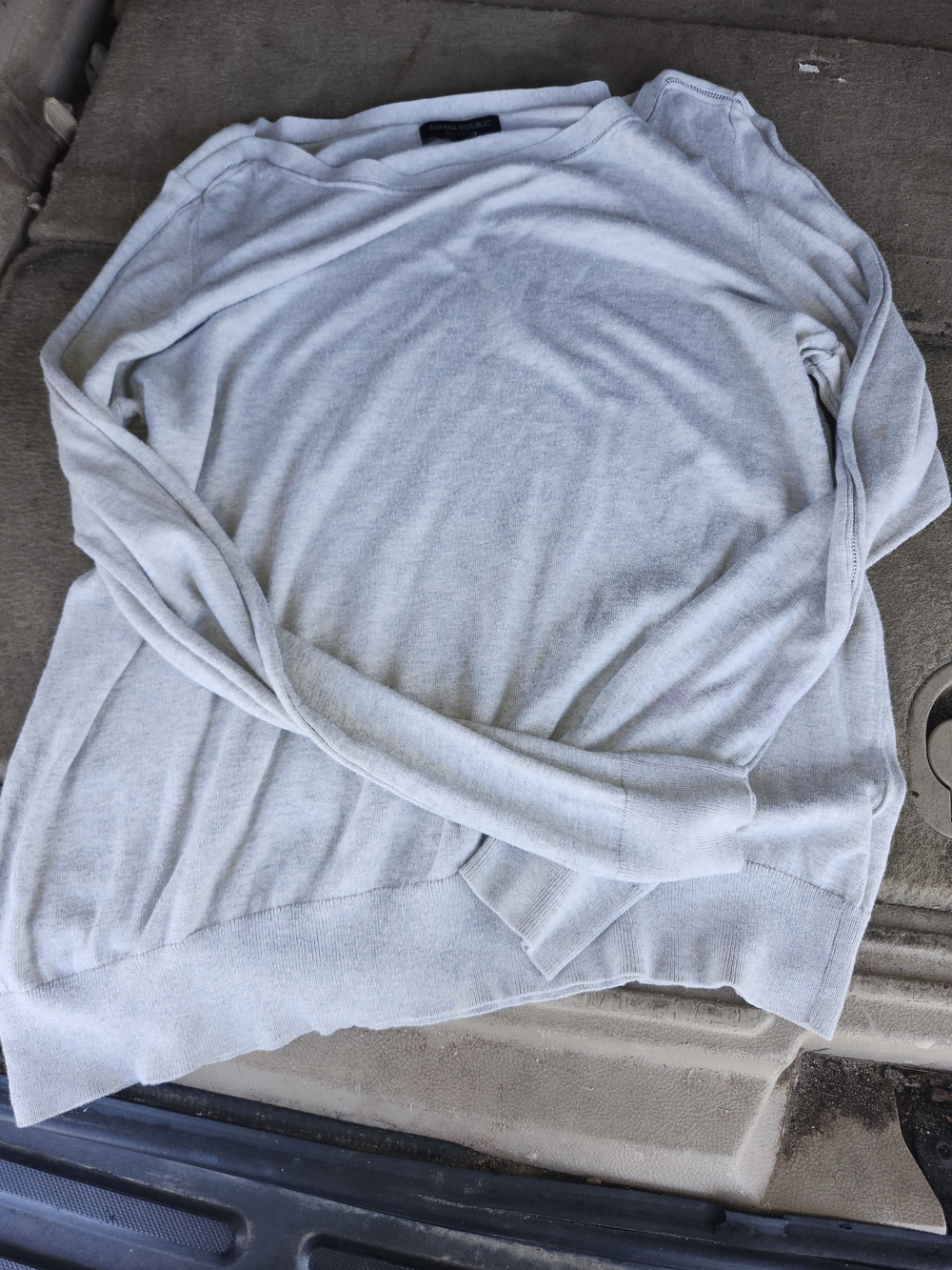 Banana Republic Light Gray Crewneck Sweater